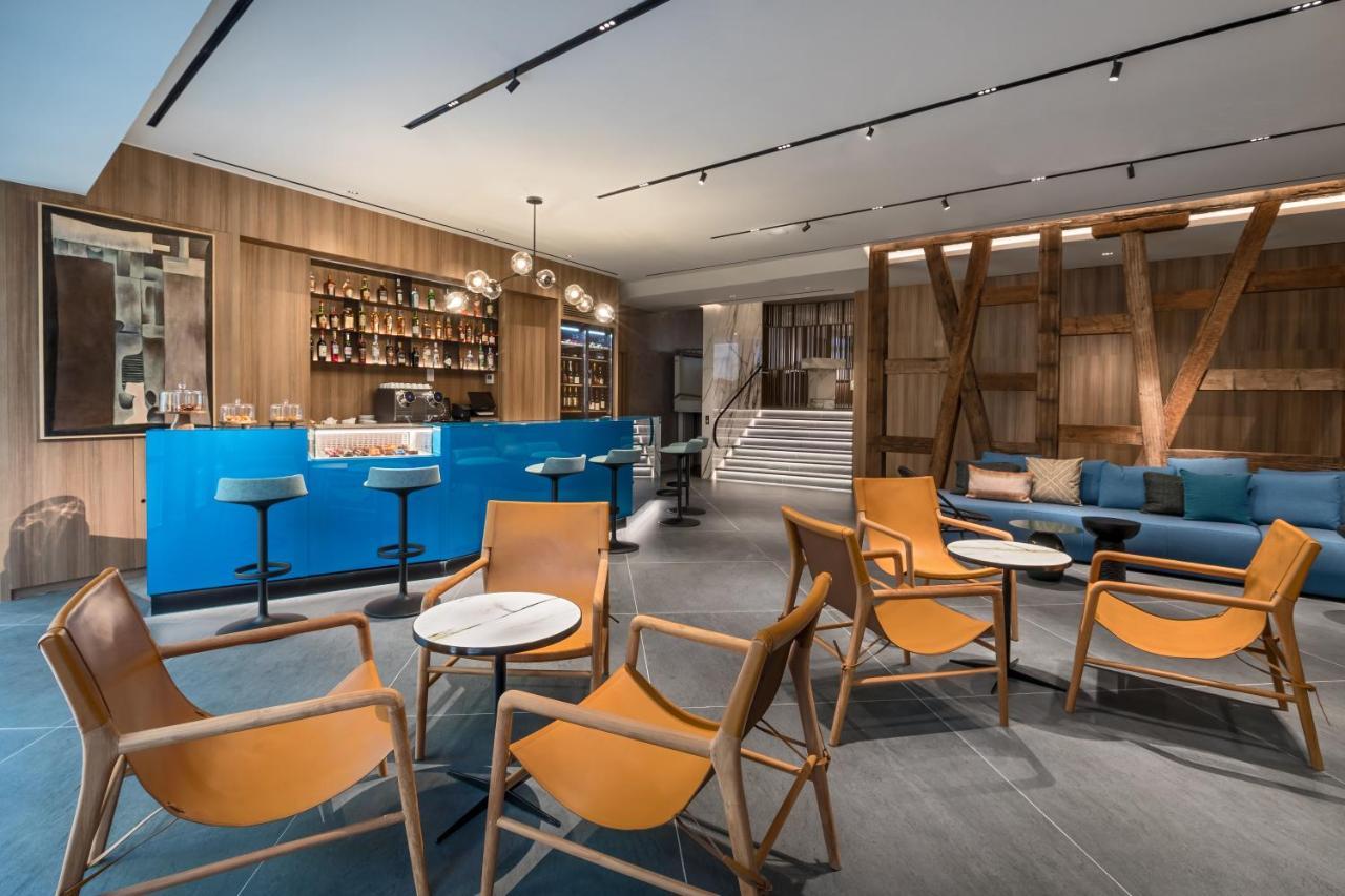ホテル Barcelo Funchal Oldtown エクステリア 写真 The lounge at the airport